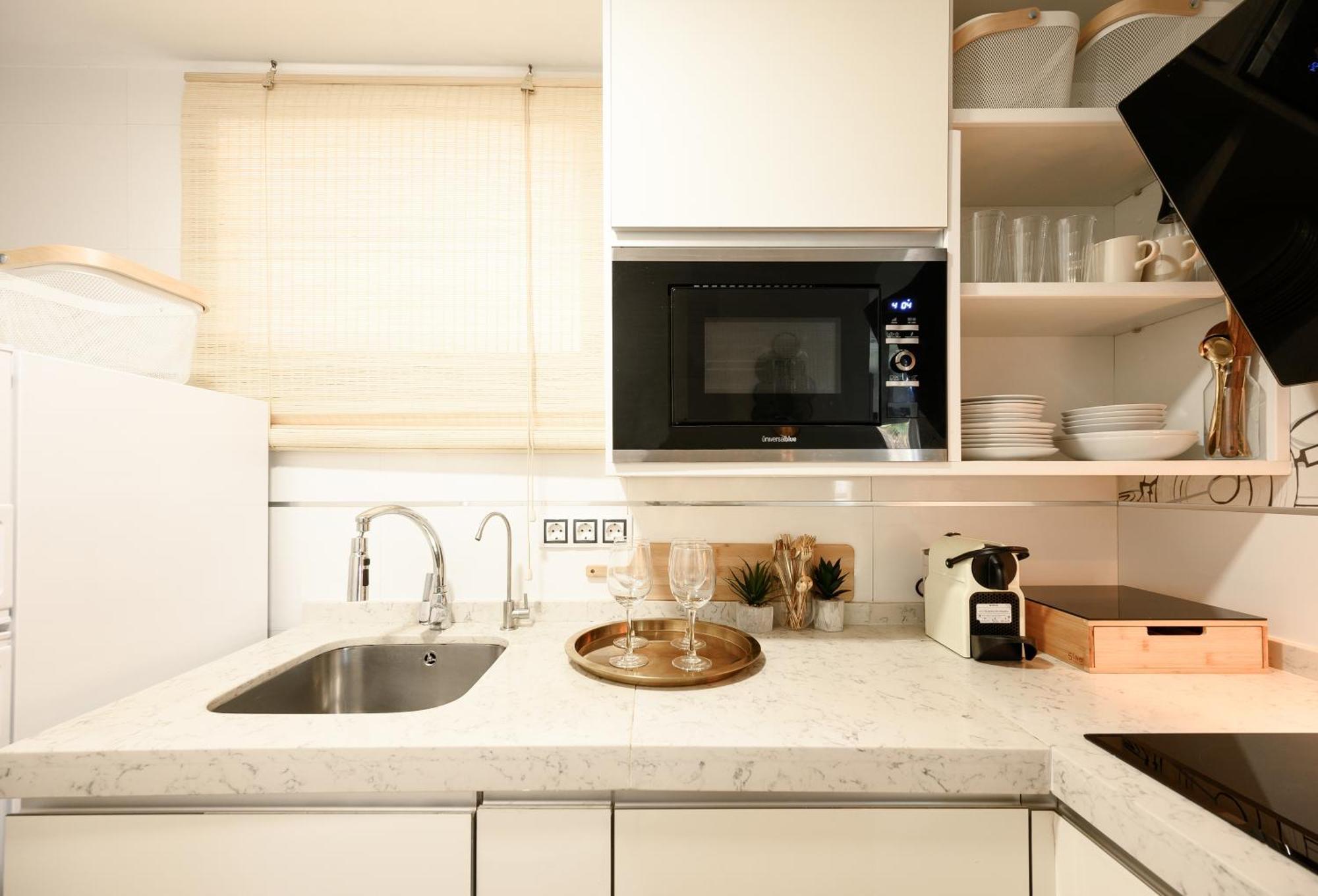 Estudio Con Parking Teatinos Malaga Living Esterno foto